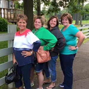 Meet your Posher, Joni